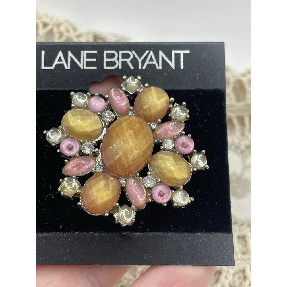 New Lane‎ Bryant Rhinestone Gold Tone Flower Brooch Pin